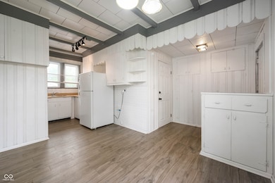 100 N Calvert St, Muncie, IN 47303 - photo 7