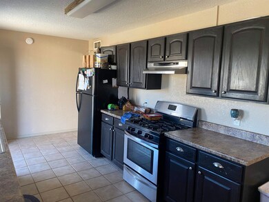 1517 Mountain View Ave, Alamogordo, NM 88310 - photo 2