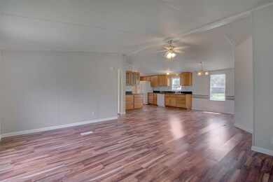 2120 Woodlake Rd, Denison, TX 75021 - photo 4