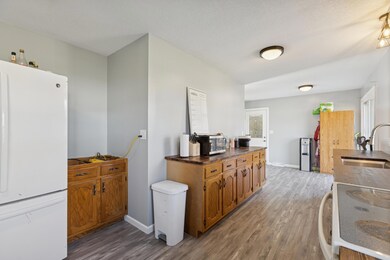 220 Baker Ave E, Winsted, MN 55395 - photo 7