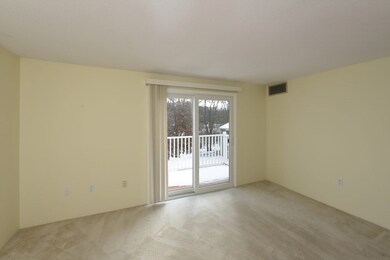52 Silver Hill Ln unit 24, Natick, MA 01760 - photo 2