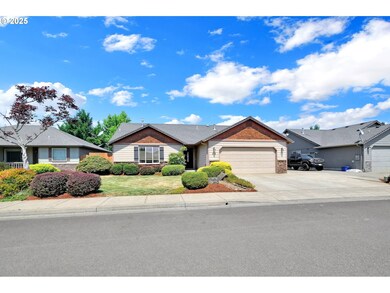 32 Sandalwood Loop, Creswell, OR 97426 - photo 3