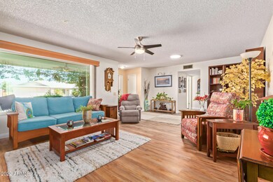 9519 W Lindgren Ave, Sun City, AZ 85373 - photo 4