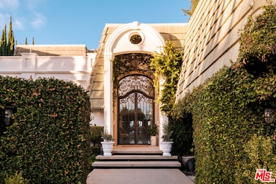 18875 Pasadero Dr, Tarzana, CA 91356 - photo 3