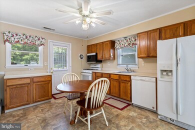 7928 Dorsey Run Rd, Jessup, MD 20794 - photo 6