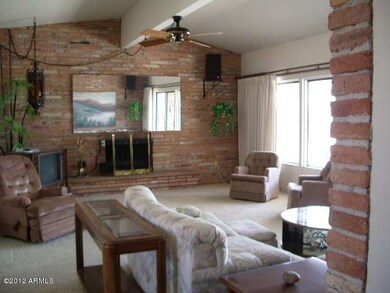 Wonderful living room with Fireplace