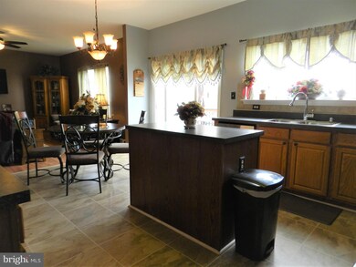 2042 Cranberry Ln, Culpeper, VA 22701 - photo 4