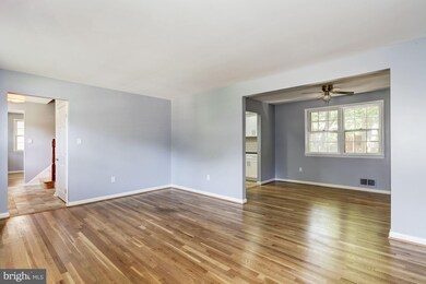 6212 Roblynn Rd, Laurel, MD 20707 - photo 5