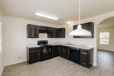 1605 Cardinal Dr, Ennis, TX 75119 - photo 3