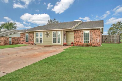 205 Coral Ave, Side A & B, Elk City, OK 73644