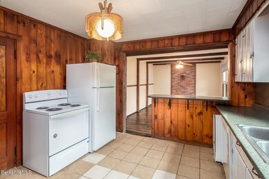 126 Cross Rd, Clarksburg, MA 01247 - photo 5