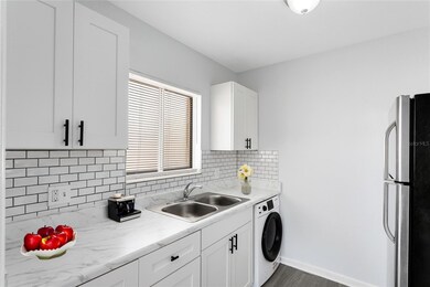 2000 15th Ct NW unit 11, Winter Haven, FL 33881 - photo 4