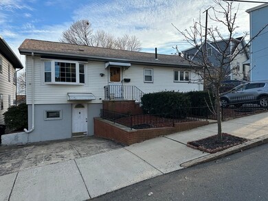 11 Elm St, Everett, MA 02149 - photo 3
