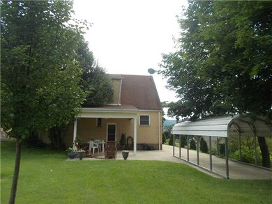 21 Elm St, Midland, PA 15059 - photo 2