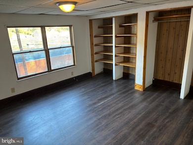 321 Peacock St, Pottsville, PA 17901 - photo 7