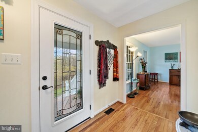 6426 White Oak Ln, Broad Run, VA 20137 - photo 4