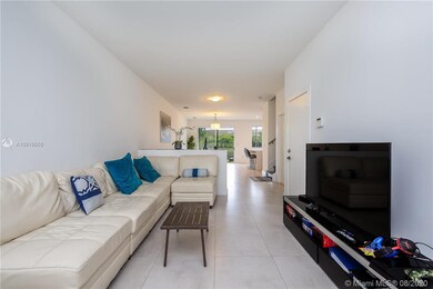 7221 NW 102nd Place, Doral, FL 33178 - photo 5