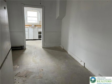 310 1st St, Slatington, PA 18080 - photo 7