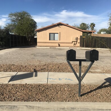 3921 N Tyndall Ave unit 1--2, Tucson, AZ 85719 - photo 4