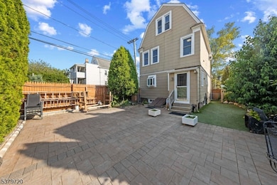 76 James St, Bloomfield, NJ 07003 - photo 4