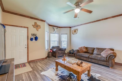 711 E 6th St, Bonham, TX 75418 - photo 4