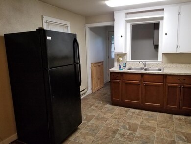 Gilliam-kitchen 2