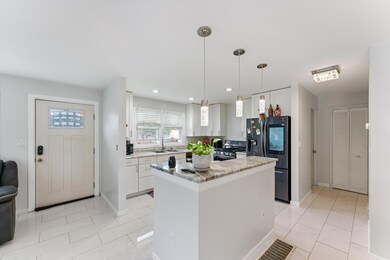 3262 Towers Ct S, Columbus, OH 43227 - photo 4