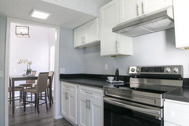 Very speak and efficient kitchen with plenty of st