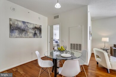 The Crescent unit 710, Silver Spring, MD 20910 - photo 5