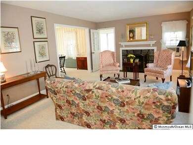 10 Jackson St, Keyport, NJ 07735 - photo 4