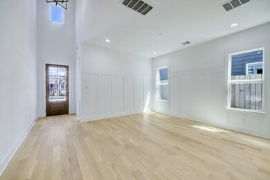 1003 Walton St, Houston, TX 77009 - photo 3