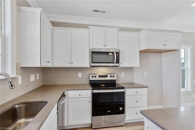 1572 Oakbluffs Dr unit Lot 455, Colfax, NC 27235 - photo 6