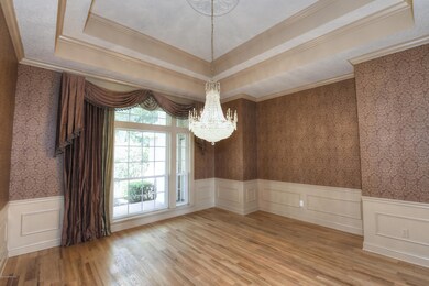 5211 Mann Manor Ln, Jacksonville, FL 32210 - photo 6