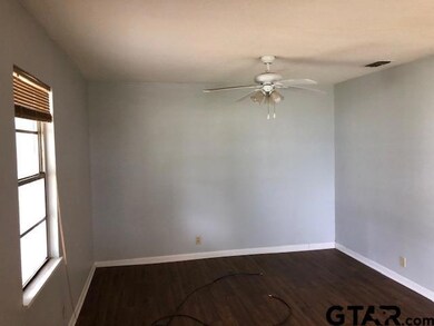 2402 2402 Plume, Tyler, TX 75703 - photo 2