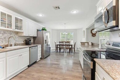 1045 Woodview Dr, Slidell, LA 70461 - photo 6