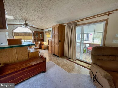 D11 Swannie Ln, Hightstown, NJ 08520 - photo 5