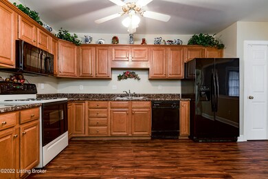 8116 Arthur Goins Blvd unit 8116, Louisville, KY 40228 - photo 6