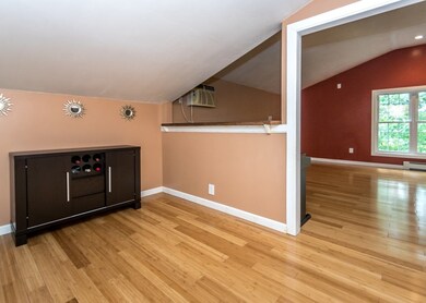 176 Pine Hill Cir, Waltham, MA 02451 - photo 4