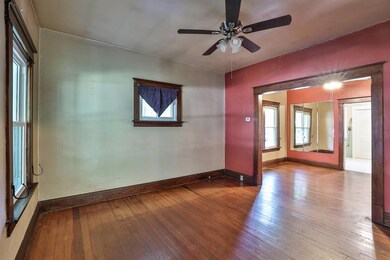 004-Living-Room