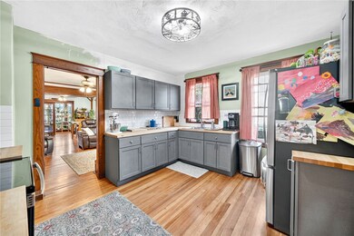 536 Willett Ave, Riverside, RI 02915 - photo 5