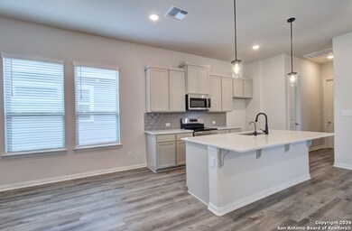 878 Casetta Trail, New Braunfels, TX 78130 - photo 3