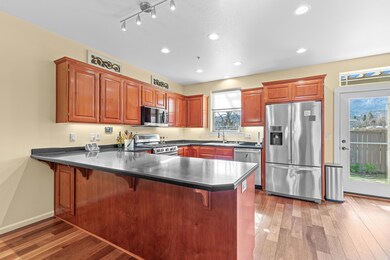 2228 Dollarhide Way, Ashland, OR 97520