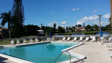 555 Park Shore Dr, Naples, FL 34103 - photo 3