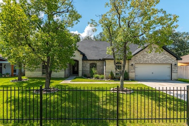 603 Airline Dr unit B, Conroe, TX 77301 - photo 4