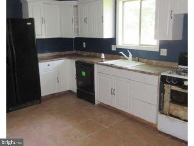 621 Columbia Ave, Lindenwold, NJ 08021 - photo 3