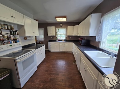 6 S 4th St, Plevna, MT 59344 - photo 2