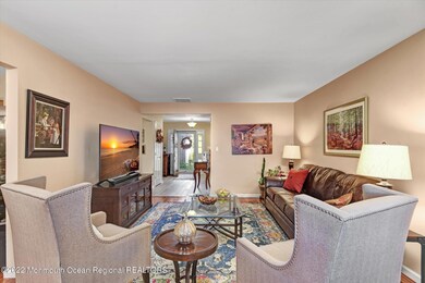 09-Living Room
