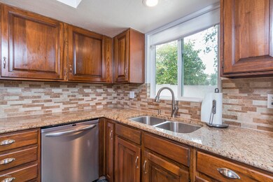 7) KITCHEN
