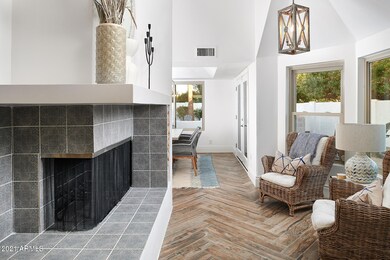 fireplacesittingarea