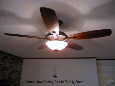 4600 Newcastle Dr, Tyler, TX 75703 - photo 5